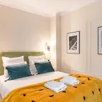 Charming With Terrace - 2 Guests - Near Montmartre Apartment