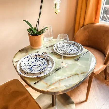 Charming With Terrace - 2 Guests - Near Montmartre