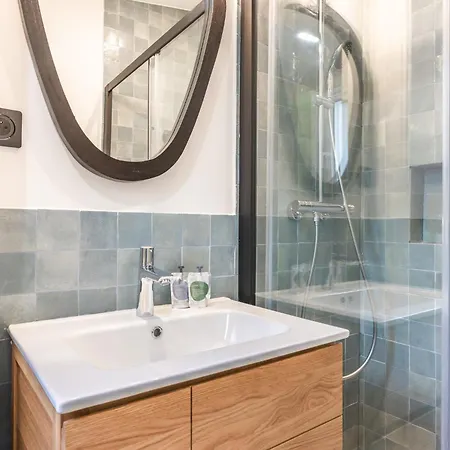 Apartment Charming With Terrace - 2 Guests - Near Montmartre Paris