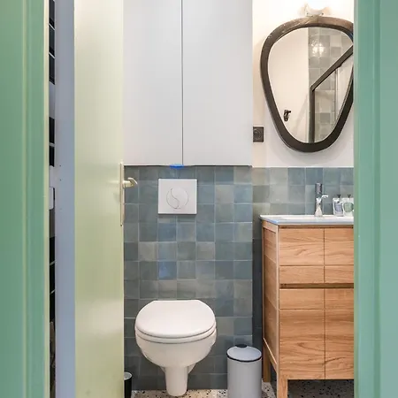 Apartment Charming With Terrace - 2 Guests - Near Montmartre *