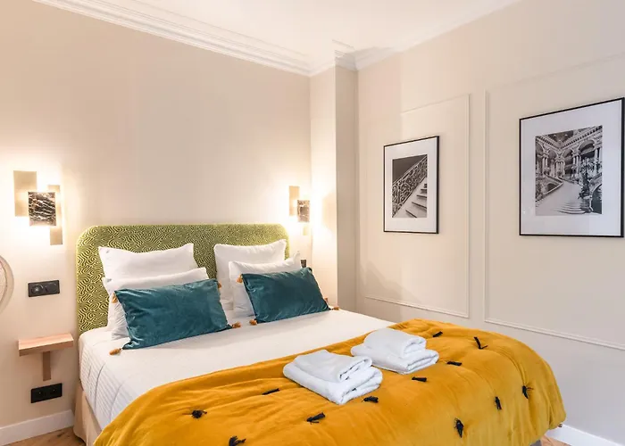 Charming With Terrace - 2 Guests - Near Montmartre Apartman