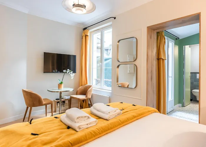 Charming With Terrace - 2 Guests - Near Montmartre