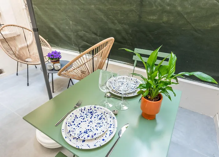 Charming With Terrace - 2 Guests - Near Montmartre